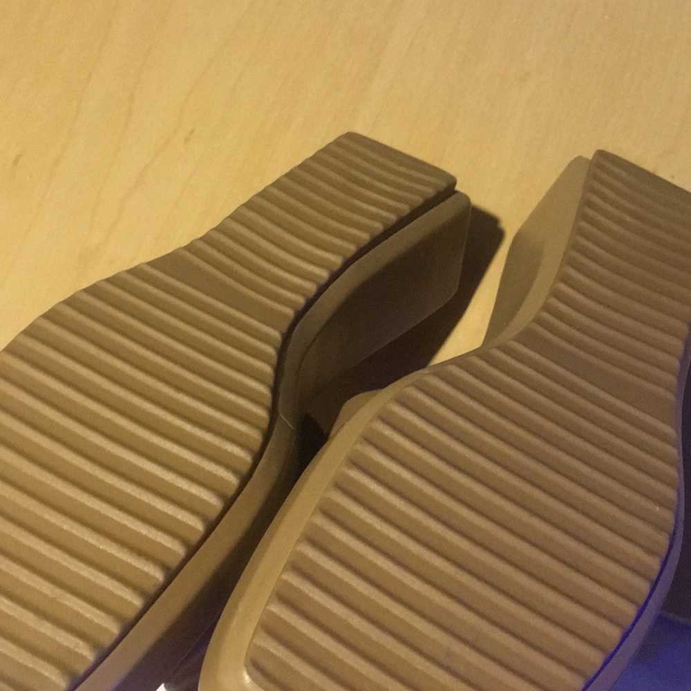 Wedges - Picture 2 of 4